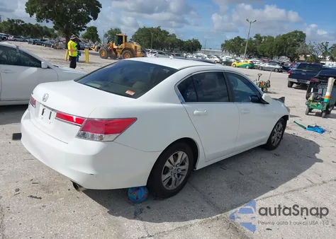 2011 Honda Accord 2.4 Lx-P z USA, uszkodzony, nr VIN 1HGCP2F41BA097223